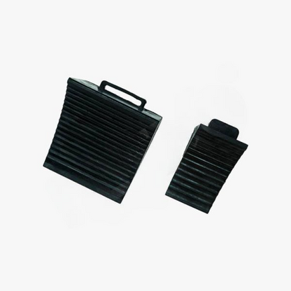 Heavy Duty Industrial Rubber Wheel Chocks for Trucks and SUVs
